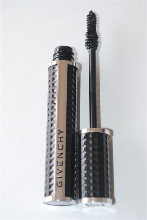 Givenchy Noir Couture Volume Mascara Review with Before